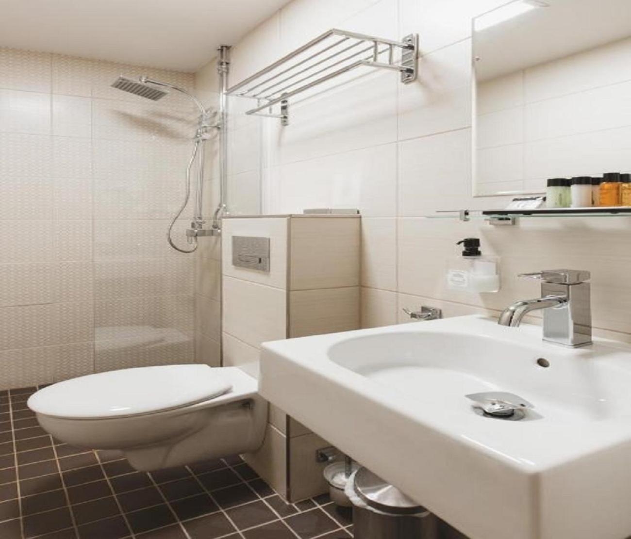 Hotel Plaza Grand Near Igi Airport Nowe Delhi Zewnętrze zdjęcie